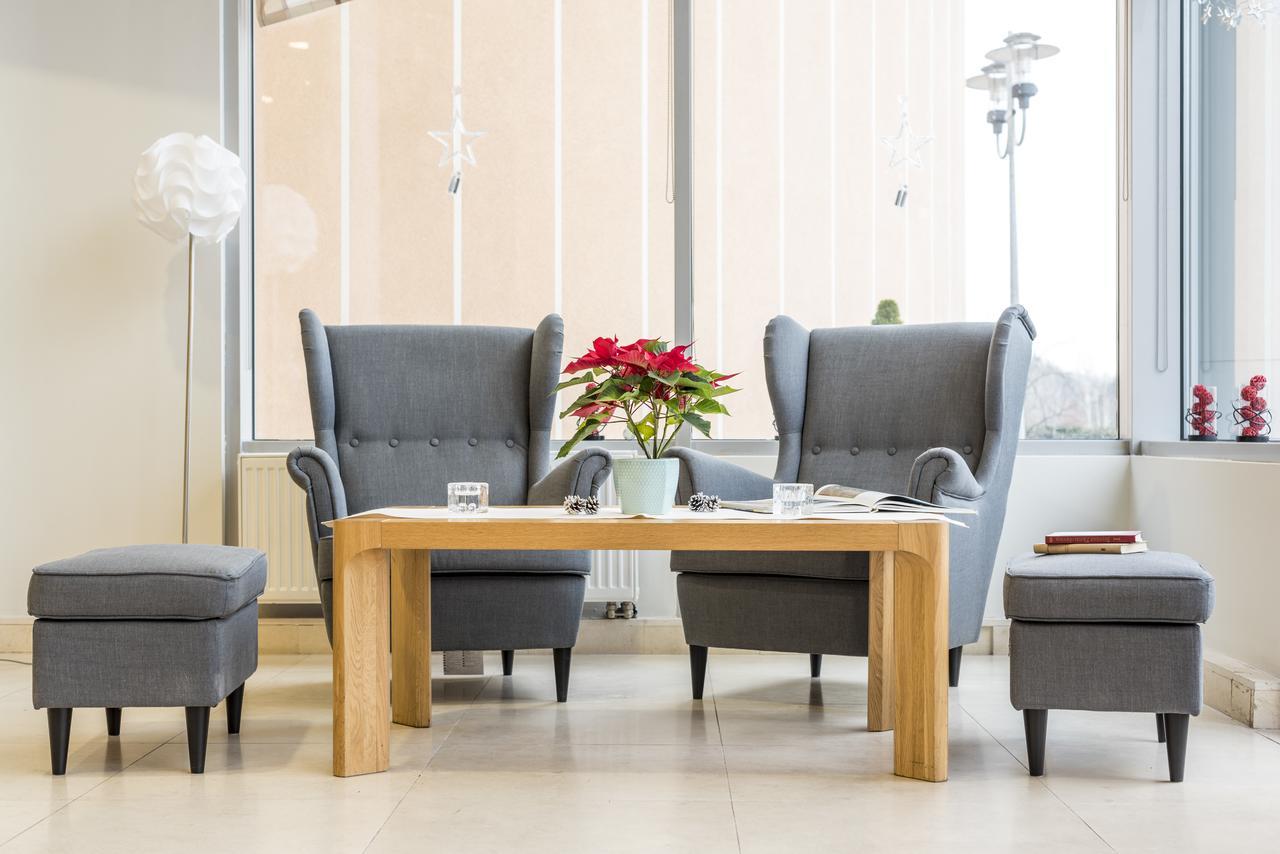 Willa Wiosenna Hotel Ожарув Мазовецки Екстериор снимка