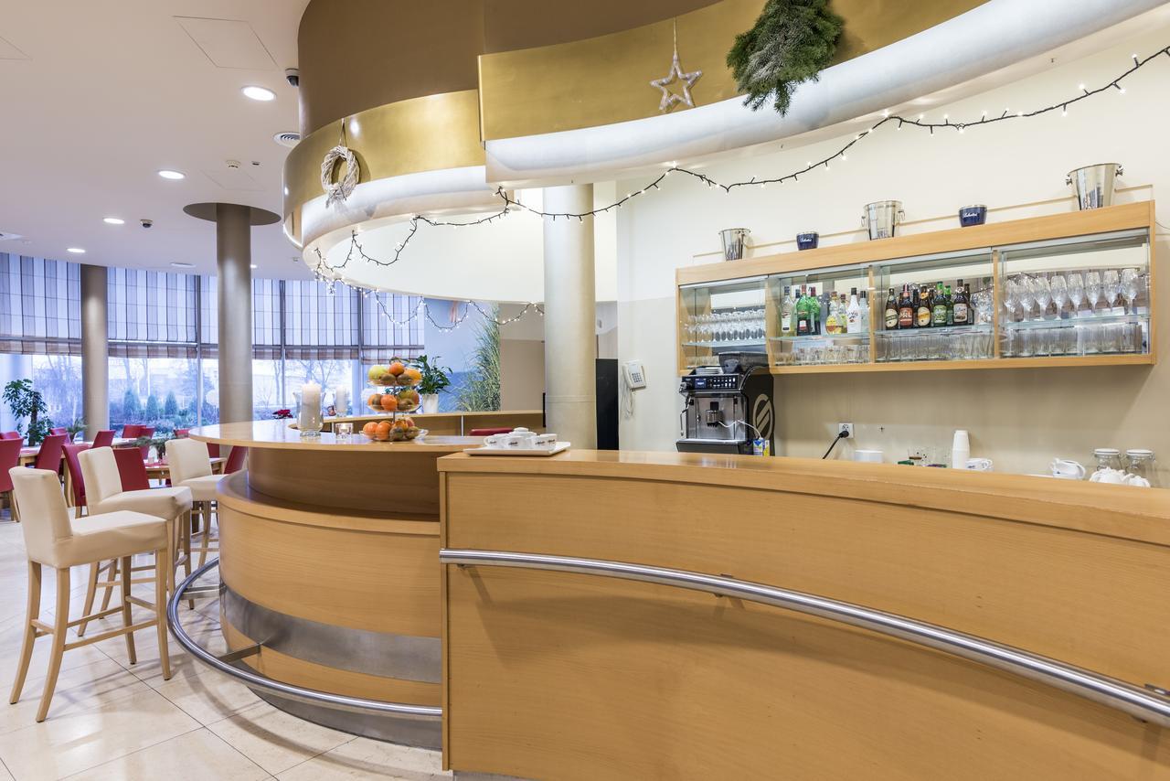 Willa Wiosenna Hotel Ожарув Мазовецки Екстериор снимка