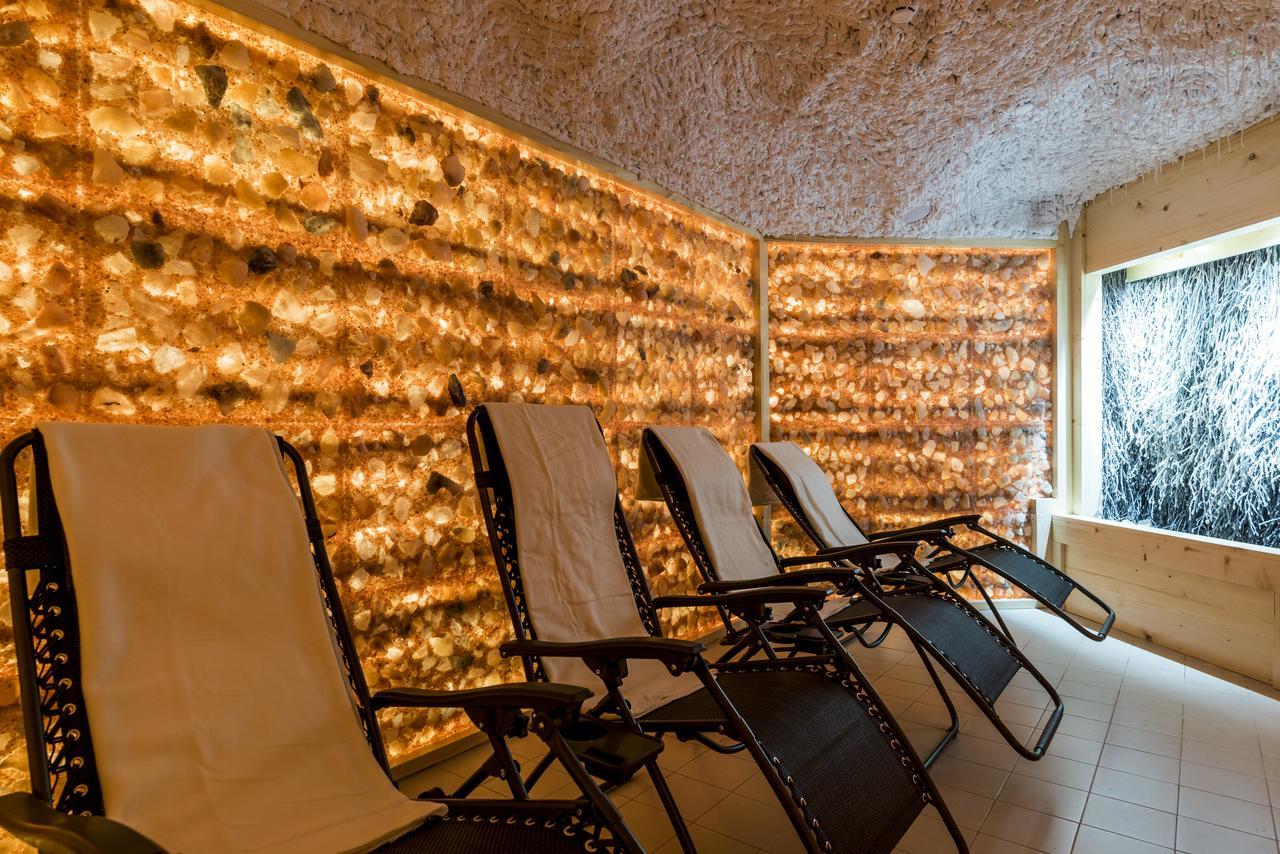 Willa Wiosenna Hotel Ожарув Мазовецки Екстериор снимка