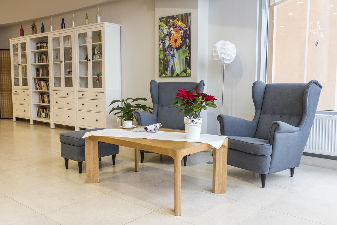 Willa Wiosenna Hotel Ожарув Мазовецки Екстериор снимка