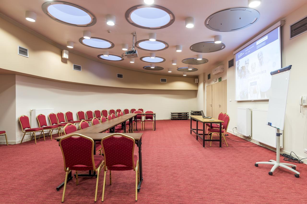 Willa Wiosenna Hotel Ожарув Мазовецки Екстериор снимка