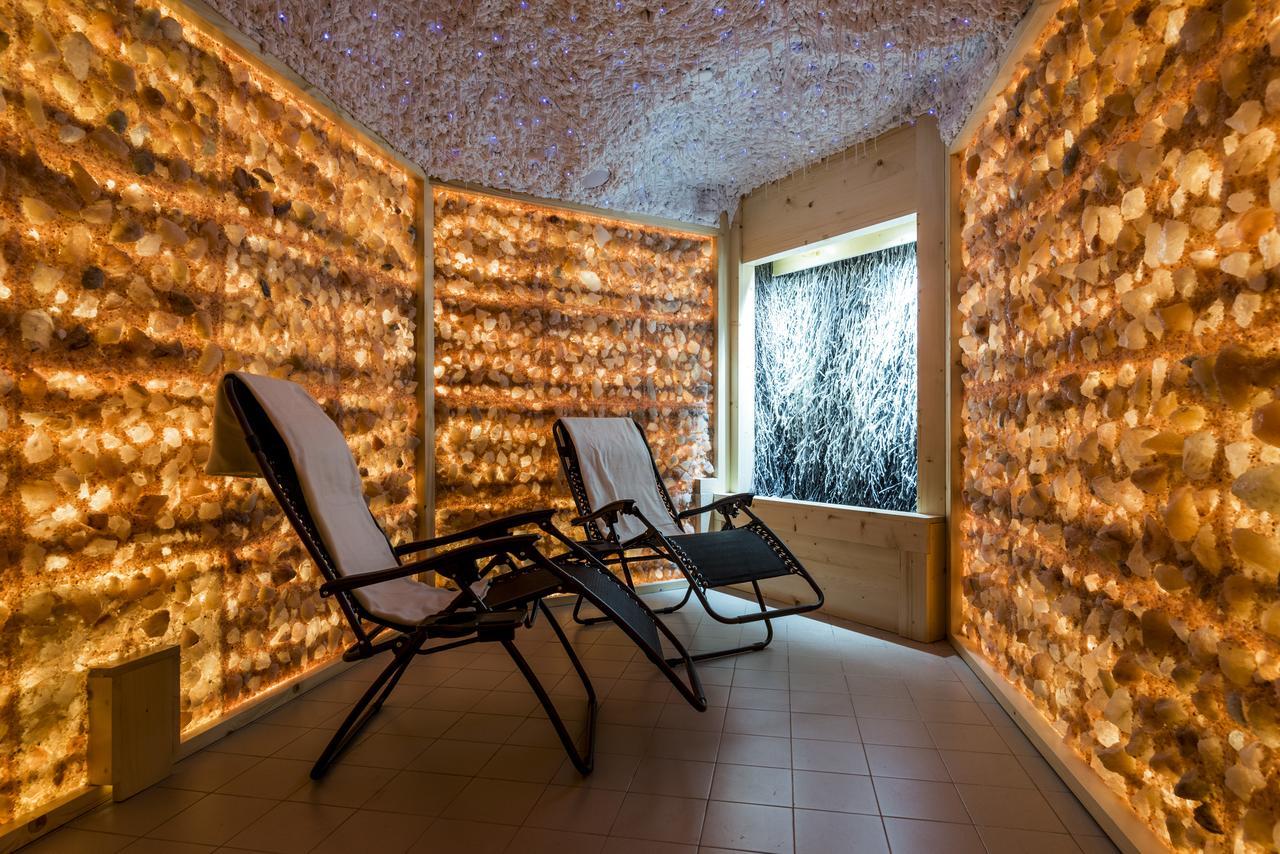 Willa Wiosenna Hotel Ожарув Мазовецки Екстериор снимка