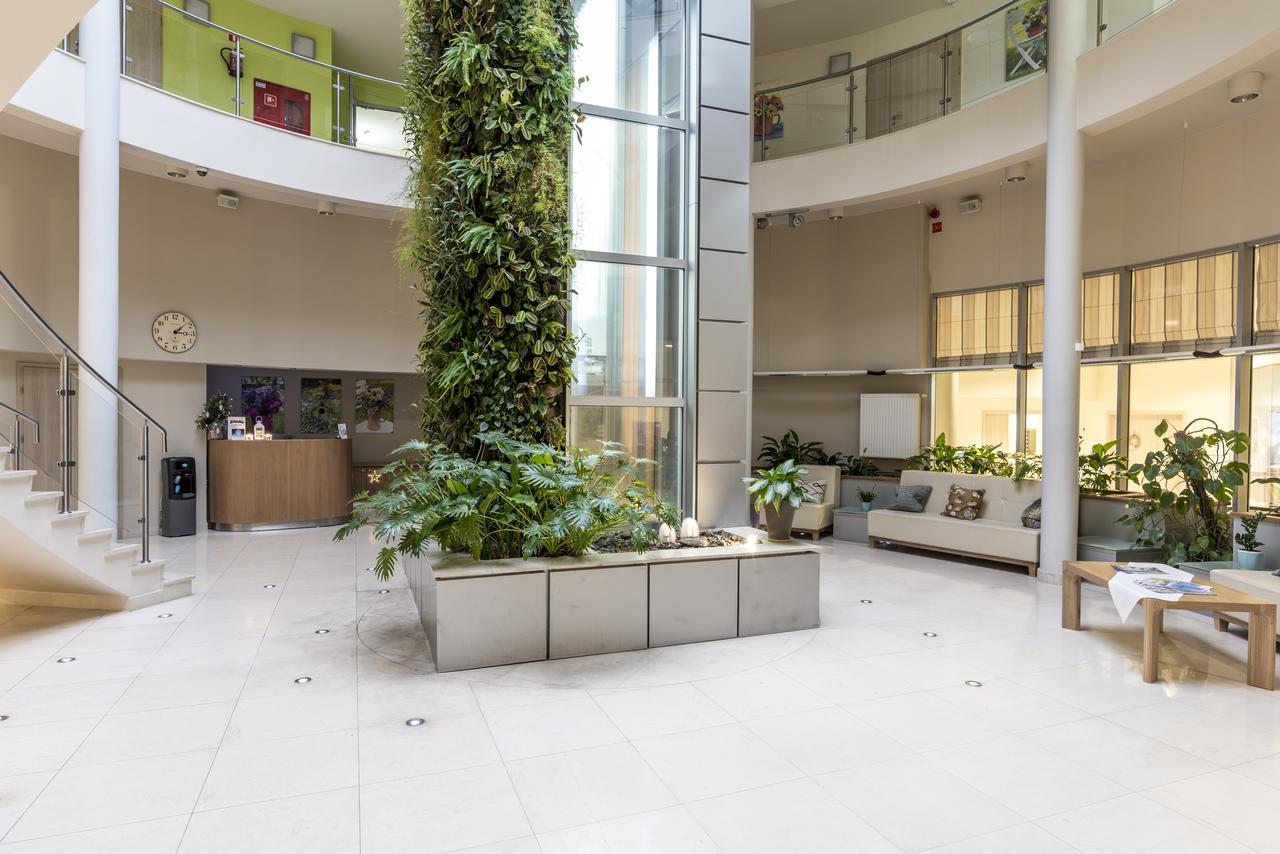 Willa Wiosenna Hotel Ожарув Мазовецки Екстериор снимка